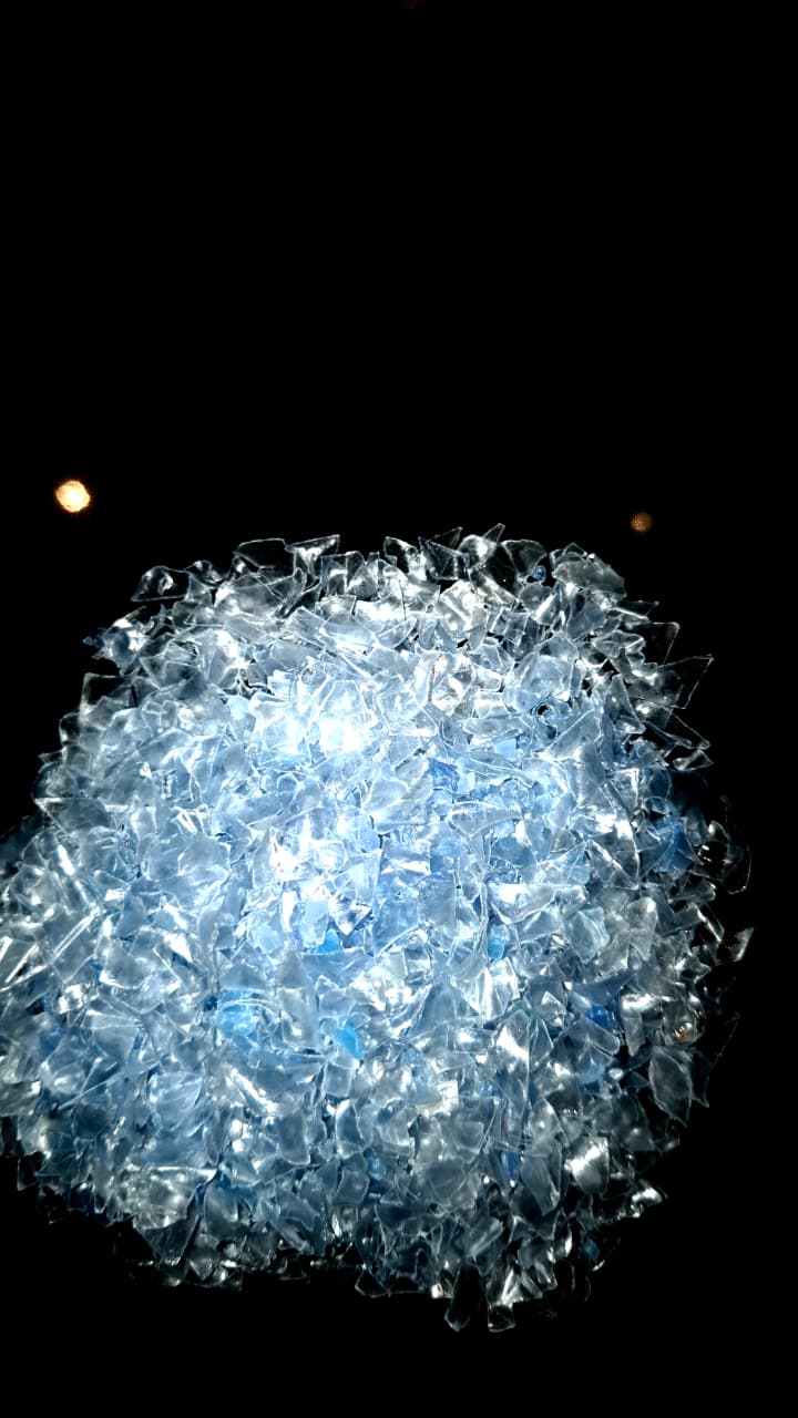 PET FLAKES LIGHT BLUE A1 2
